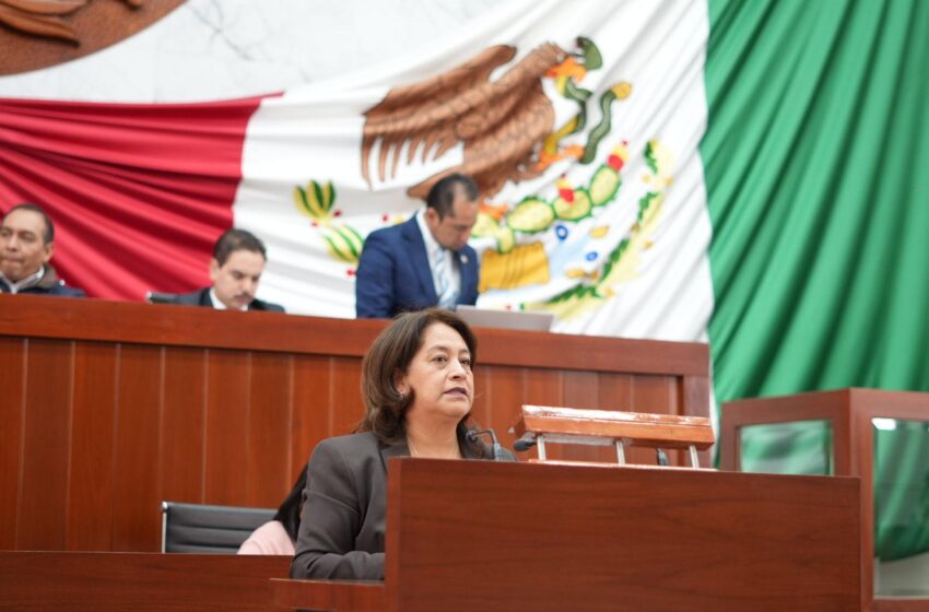  Ana Bertha Mastranzo presenta decreto en el congreso para prevenir obesidad, diabetes e hipertensión en la niñez y adolescencia tlaxcalteca