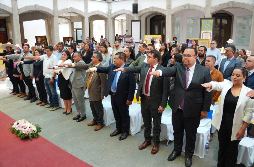  Dip. Soraya Bocardo toma protesta en el Congreso al Consejo Consultivo Turístico de Apizaco